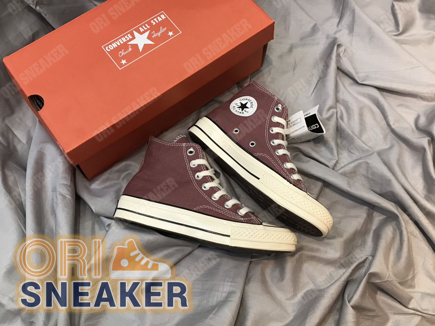 Arriba 93+ imagen brown and red converse