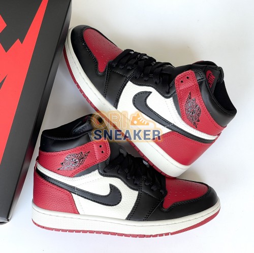 Nike Air Jordan 1 High 'Black Toe'