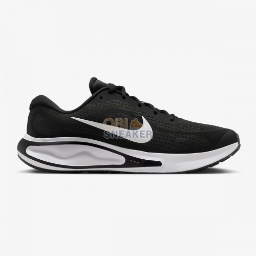 Nike Journey Run Black White